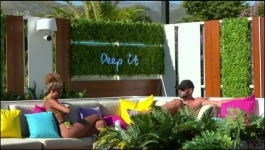 Love Island - Season 09 Episode 14